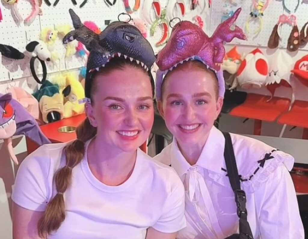 難波　バー　女子会