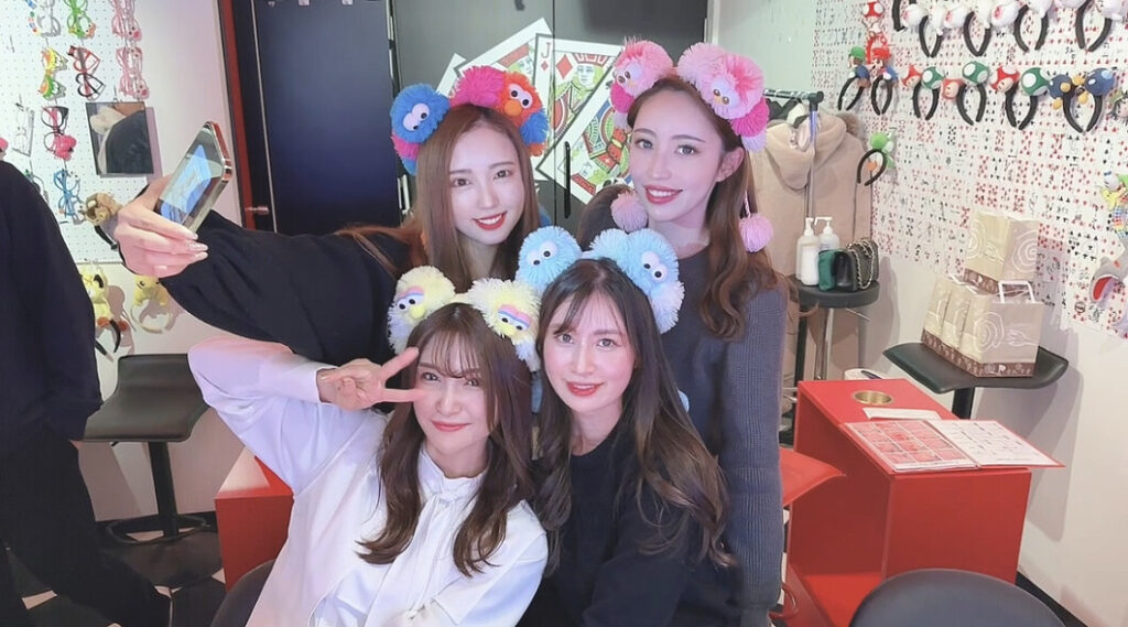 難波　バー　女子会