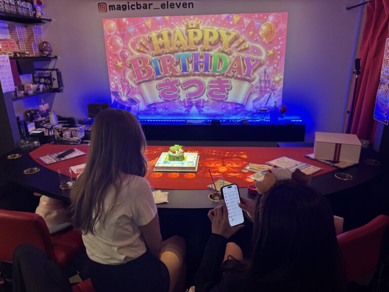 大阪で女子会の誕生日サプライズ|友達のさつきさんをガトーショコラと映像でお祝い