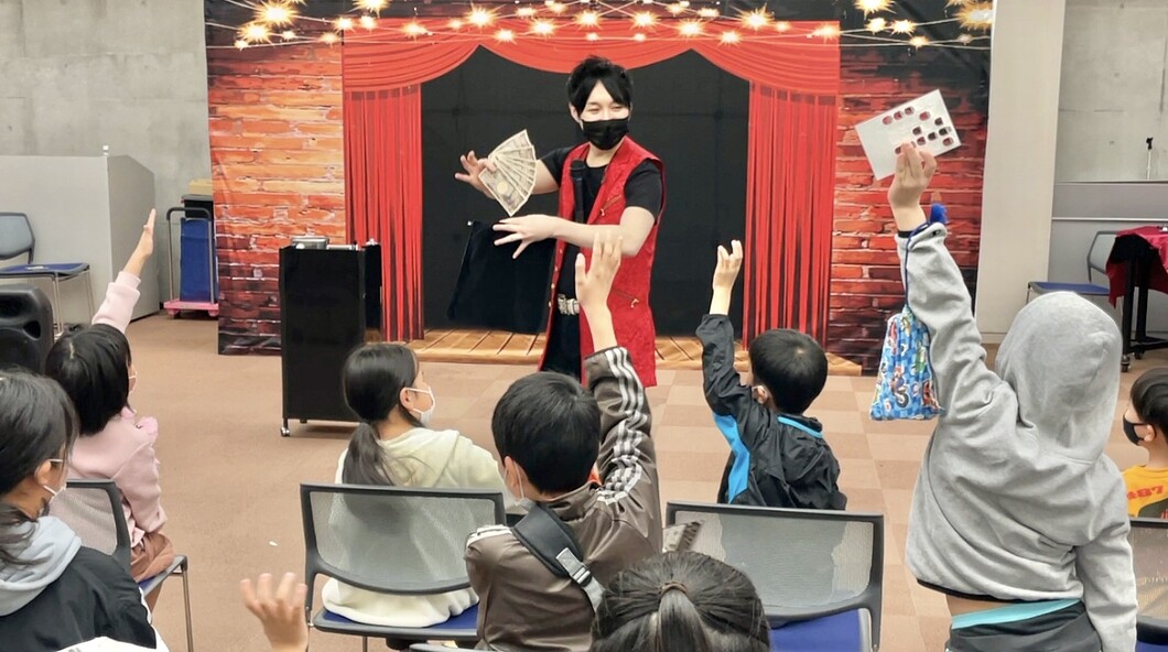 マジックバー 大阪・難波 デートにおすすめなバー