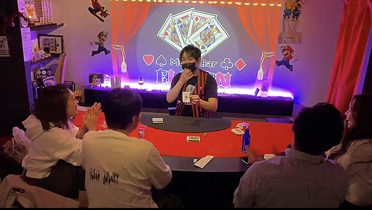 マジックバー 大阪・難波 デートにおすすめなバー