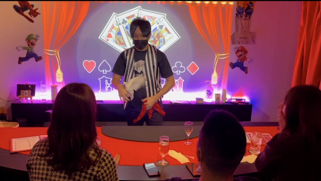 【大阪・難波】デートにおすすめなバー マジックバー イレブン